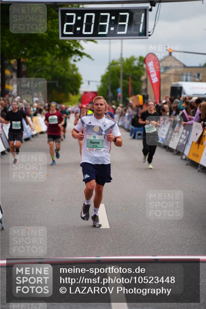 20.09.2026 - PSD Bank Halbmarathon LAZAROV Photography http://msf.ph/oto/10523448 20.09.2026 12:03:30 Ziel 1255, 1412, 1658, 2254, 2285, 2557, 2743, 3053 meine-sportfotos.de