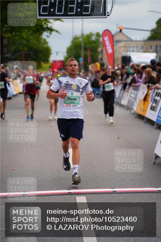 20.09.2026 - PSD Bank Halbmarathon LAZAROV Photography http://msf.ph/oto/10523460 20.09.2026 12:03:31 Ziel 1255, 1412, 1658, 2254, 2557, 2743, 3053, 3246 meine-sportfotos.de