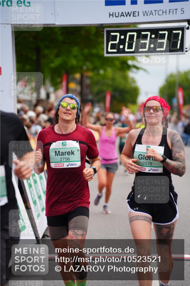 20.09.2026 - PSD Bank Halbmarathon LAZAROV Photography http://msf.ph/oto/10523521 20.09.2026 12:03:37 Ziel 1658, 2254, 2390, 2578, 2756, 3053, 3246, 3320, 3461 meine-sportfotos.de