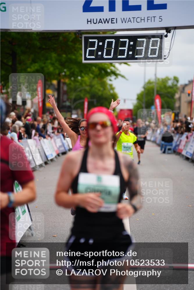 20.09.2026 - PSD Bank Halbmarathon LAZAROV Photography http://msf.ph/oto/10523533 20.09.2026 12:03:37 Ziel 1658, 2254, 2390, 2578, 2756, 3053, 3246, 3320, 3461 meine-sportfotos.de