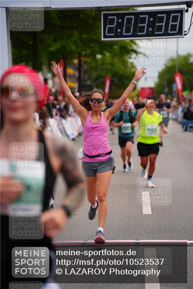 20.09.2026 - PSD Bank Halbmarathon LAZAROV Photography http://msf.ph/oto/10523537 20.09.2026 12:03:38 Ziel 1658, 2254, 2390, 2578, 2756, 3053, 3246, 3320, 3461 meine-sportfotos.de