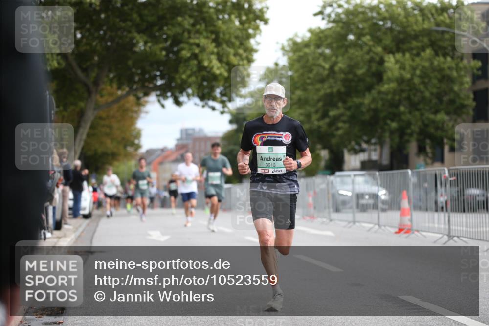 20.09.2026 - PSD Bank Halbmarathon Jannik Wohlers http://msf.ph/oto/10523559 20.09.2026 11:44:24 Laufen 3913, 6 meine-sportfotos.de