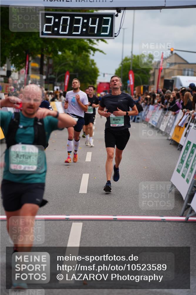 20.09.2026 - PSD Bank Halbmarathon LAZAROV Photography http://msf.ph/oto/10523589 20.09.2026 12:03:42 Ziel 1978, 2254, 2390, 2578, 2756, 3053, 3246, 3320, 3461, 3879, 3931 meine-sportfotos.de