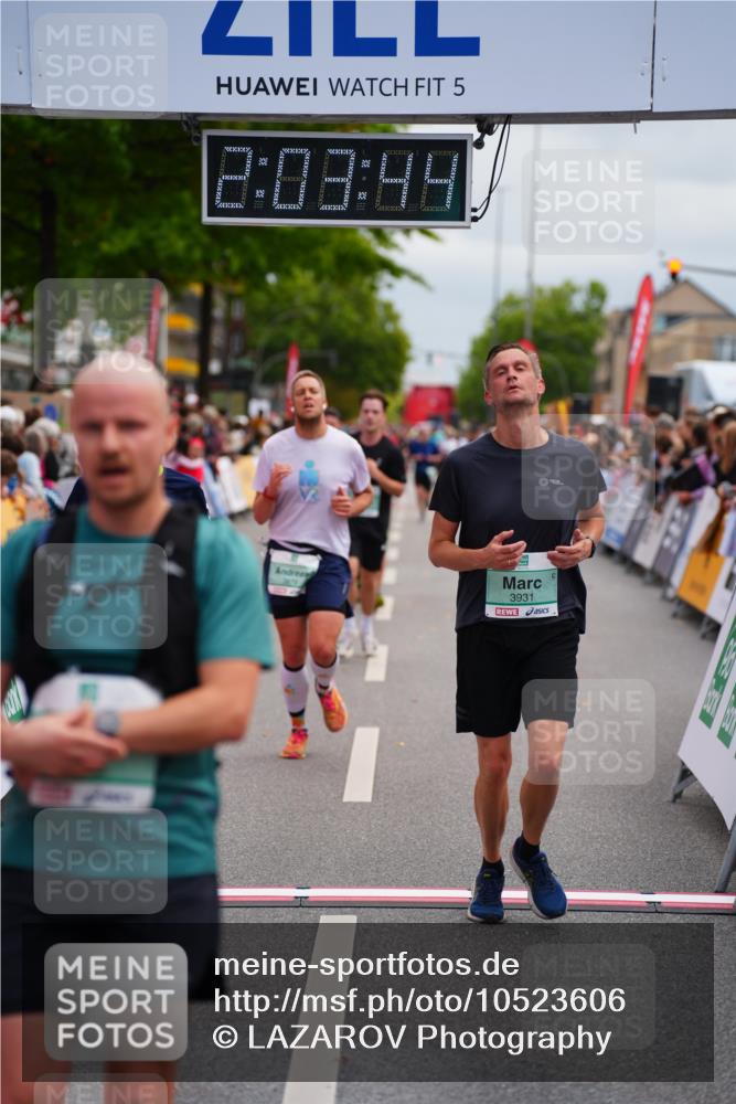 20.09.2026 - PSD Bank Halbmarathon LAZAROV Photography http://msf.ph/oto/10523606 20.09.2026 12:03:44 Ziel 1978, 2049, 2390, 2461, 2578, 2756, 3320, 3461, 3879, 3931 meine-sportfotos.de