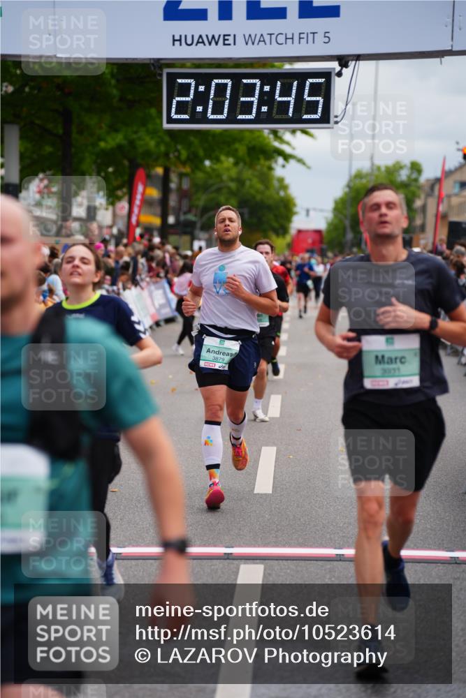 20.09.2026 - PSD Bank Halbmarathon LAZAROV Photography http://msf.ph/oto/10523614 20.09.2026 12:03:44 Ziel 1978, 2049, 2390, 2461, 2578, 2756, 3320, 3461, 3879, 3931 meine-sportfotos.de