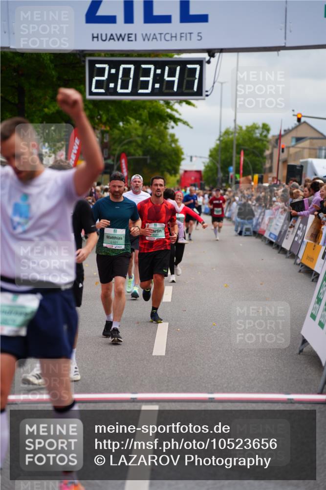 20.09.2026 - PSD Bank Halbmarathon LAZAROV Photography http://msf.ph/oto/10523656 20.09.2026 12:03:47 Ziel 1405, 1978, 2049, 2195, 2461, 3320, 3461, 3879, 3931, 4040, 4135 meine-sportfotos.de