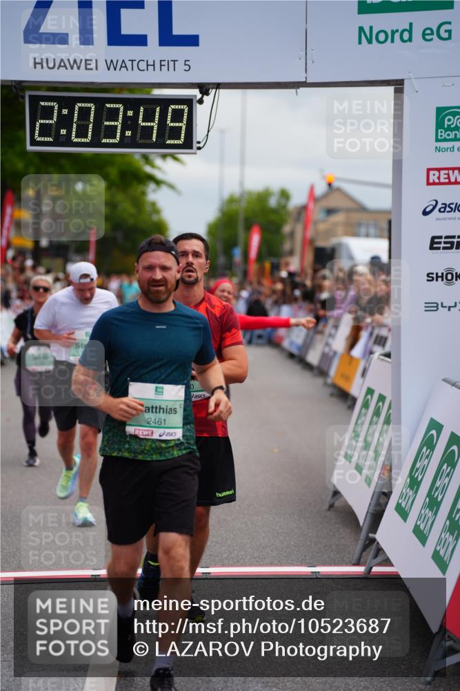 20.09.2026 - PSD Bank Halbmarathon LAZAROV Photography http://msf.ph/oto/10523687 20.09.2026 12:03:49 Ziel 1405, 1978, 2049, 2195, 2461, 3320, 3879, 3931, 4040, 4135 meine-sportfotos.de