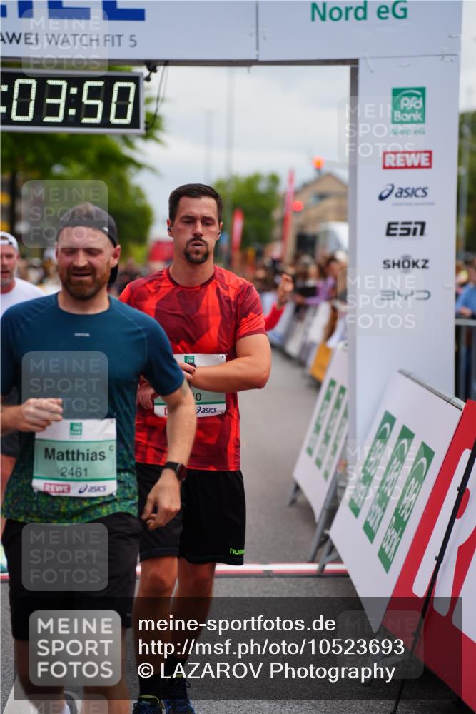 20.09.2026 - PSD Bank Halbmarathon LAZAROV Photography http://msf.ph/oto/10523693 20.09.2026 12:03:50 Ziel 1405, 1978, 2049, 2195, 2461, 3879, 3931, 4040, 4135 meine-sportfotos.de