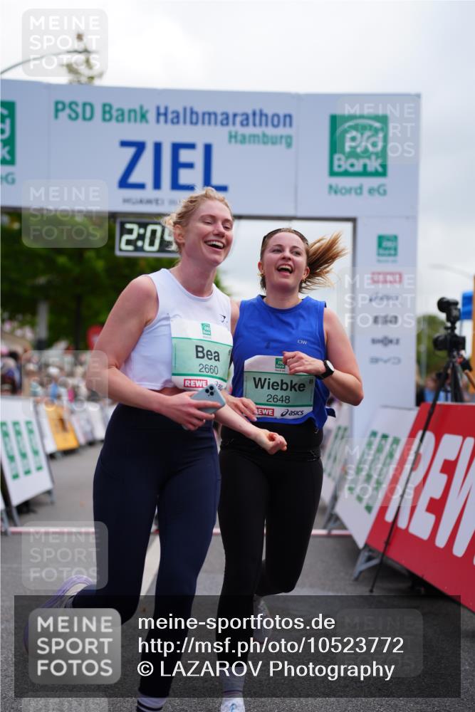 20.09.2026 - PSD Bank Halbmarathon LAZAROV Photography http://msf.ph/oto/10523772 20.09.2026 12:04:03 Ziel 1299, 1874, 2250, 2362, 2648, 2660, 3363, 3795, 4675, 4784 meine-sportfotos.de