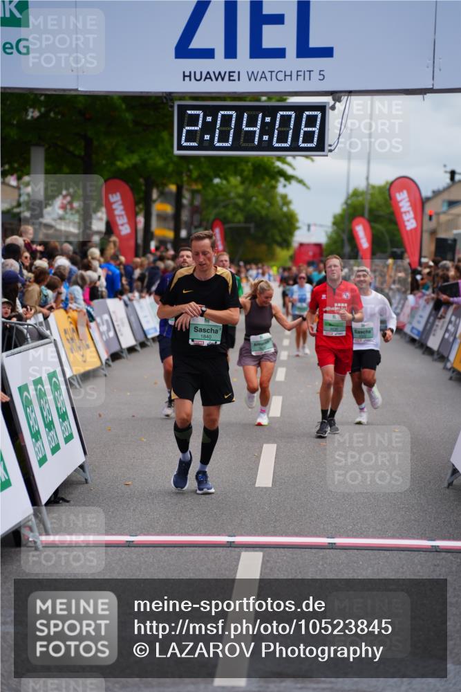 20.09.2026 - PSD Bank Halbmarathon LAZAROV Photography http://msf.ph/oto/10523845 20.09.2026 12:04:08 Ziel 1728, 1840, 1874, 2250, 2362, 2422, 2648, 2660, 3659, 4322, 4636, 4675, 4784 meine-sportfotos.de