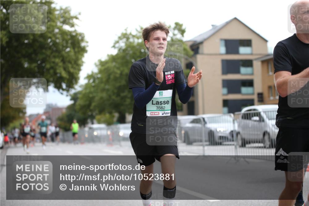20.09.2026 - PSD Bank Halbmarathon Jannik Wohlers http://msf.ph/oto/10523881 20.09.2026 11:46:52 Laufen 3562 meine-sportfotos.de