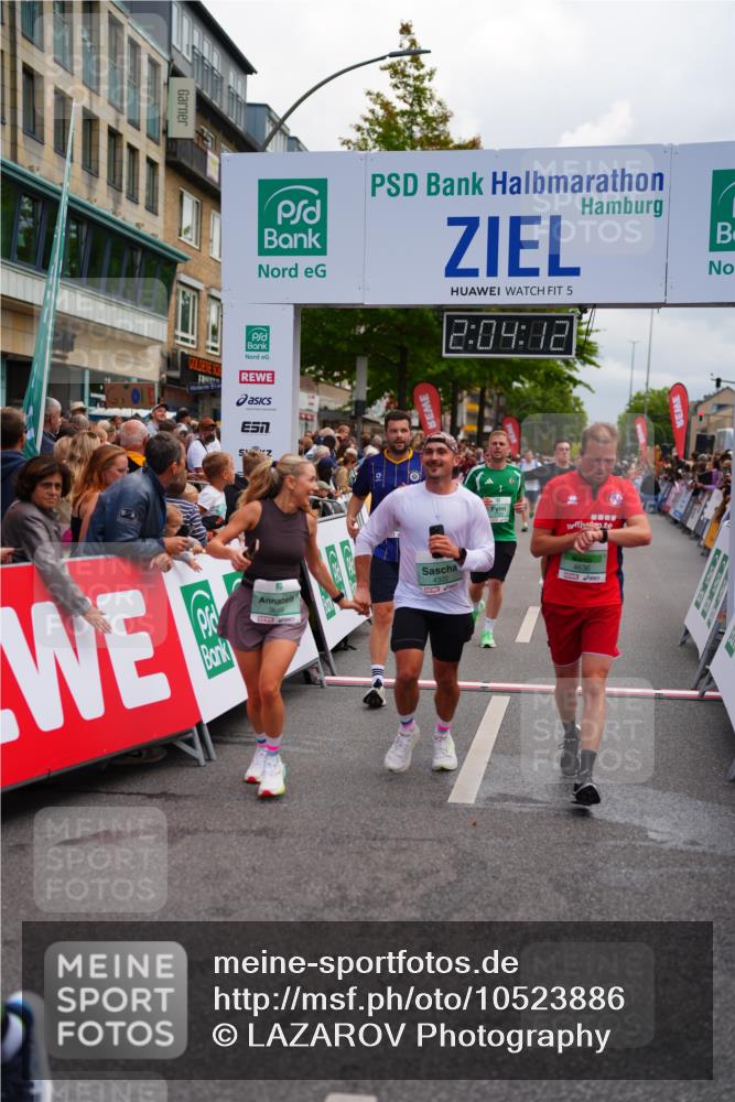 20.09.2026 - PSD Bank Halbmarathon LAZAROV Photography http://msf.ph/oto/10523886 20.09.2026 12:04:11 Ziel 1155, 1728, 1840, 1874, 2250, 2362, 2422, 2827, 3659, 3923, 4322, 4636, 4784 meine-sportfotos.de