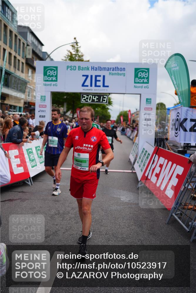 20.09.2026 - PSD Bank Halbmarathon LAZAROV Photography http://msf.ph/oto/10523917 20.09.2026 12:04:13 Ziel 1104, 1155, 1555, 1728, 1840, 2422, 2827, 3659, 3923, 4322, 4636, 4784 meine-sportfotos.de