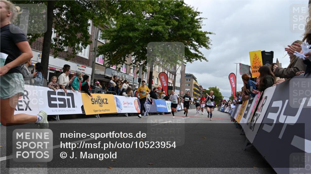 20.09.2026 - PSD Bank Halbmarathon J. Mangold http://msf.ph/oto/10523954 20.09.2026 12:02:37 Ziel 1247, 1280, 1665, 1716, 1790, 1895, 2061, 2089, 2788, 3310, 3332, 3609, 4565, 4568 meine-sportfotos.de