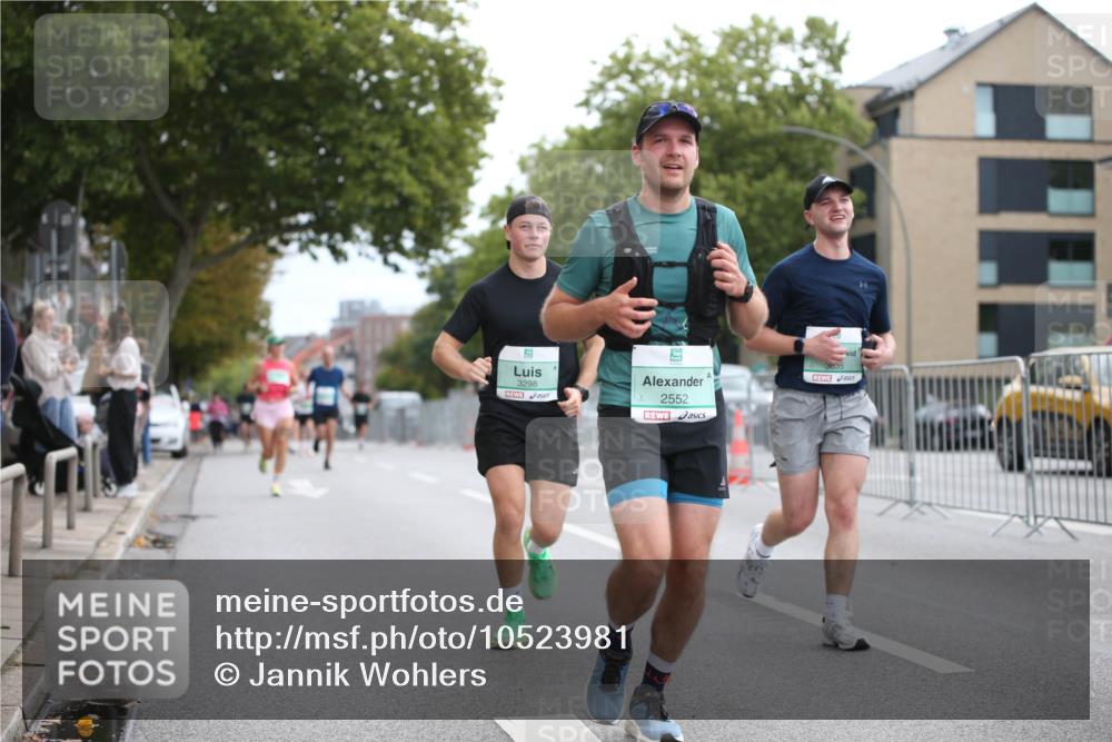 20.09.2026 - PSD Bank Halbmarathon Jannik Wohlers http://msf.ph/oto/10523981 20.09.2026 11:47:56 Laufen 3298, 2552, 3635 meine-sportfotos.de