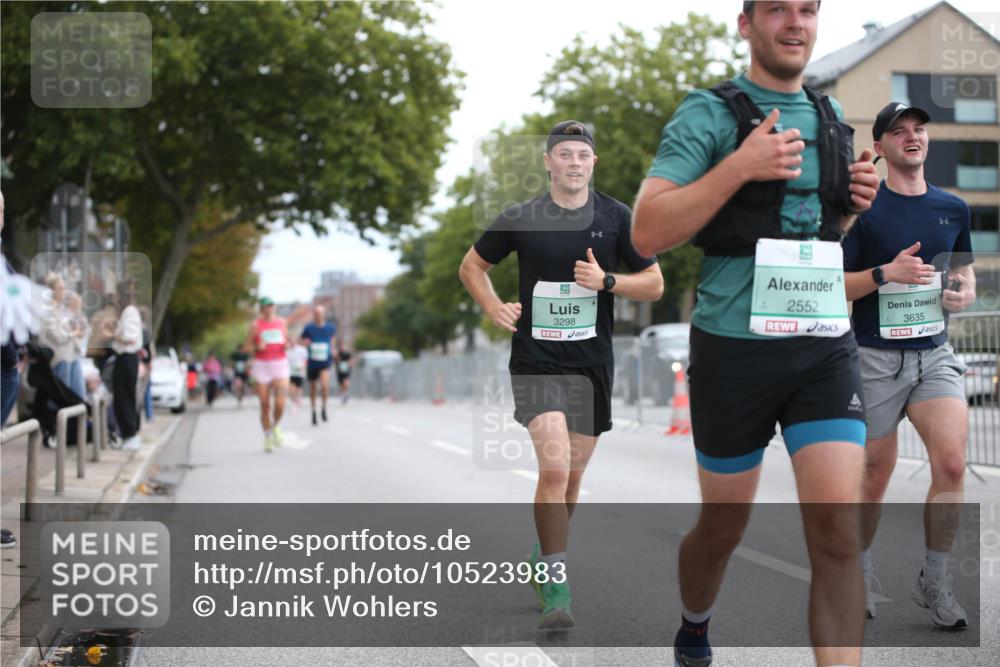 20.09.2026 - PSD Bank Halbmarathon Jannik Wohlers http://msf.ph/oto/10523983 20.09.2026 11:47:57 Laufen 3298, 2552, 3635 meine-sportfotos.de