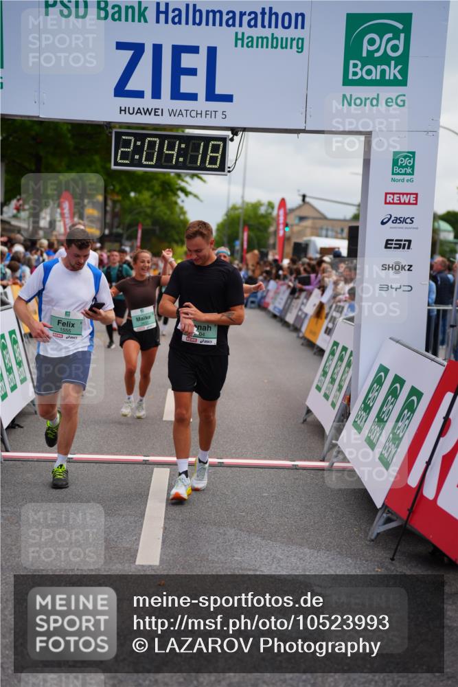 20.09.2026 - PSD Bank Halbmarathon LAZAROV Photography http://msf.ph/oto/10523993 20.09.2026 12:04:18 Ziel 1104, 1155, 1404, 1456, 1525, 1555, 1728, 2422, 2827, 2932, 3457, 3659, 3832, 3833, 3923, 3934, 4322, 4636 meine-sportfotos.de