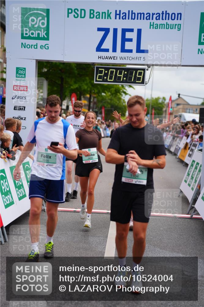 20.09.2026 - PSD Bank Halbmarathon LAZAROV Photography http://msf.ph/oto/10524004 20.09.2026 12:04:19 Ziel 1104, 1155, 1404, 1456, 1525, 1555, 1728, 2422, 2827, 2932, 3345, 3457, 3832, 3833, 3923, 3934 meine-sportfotos.de
