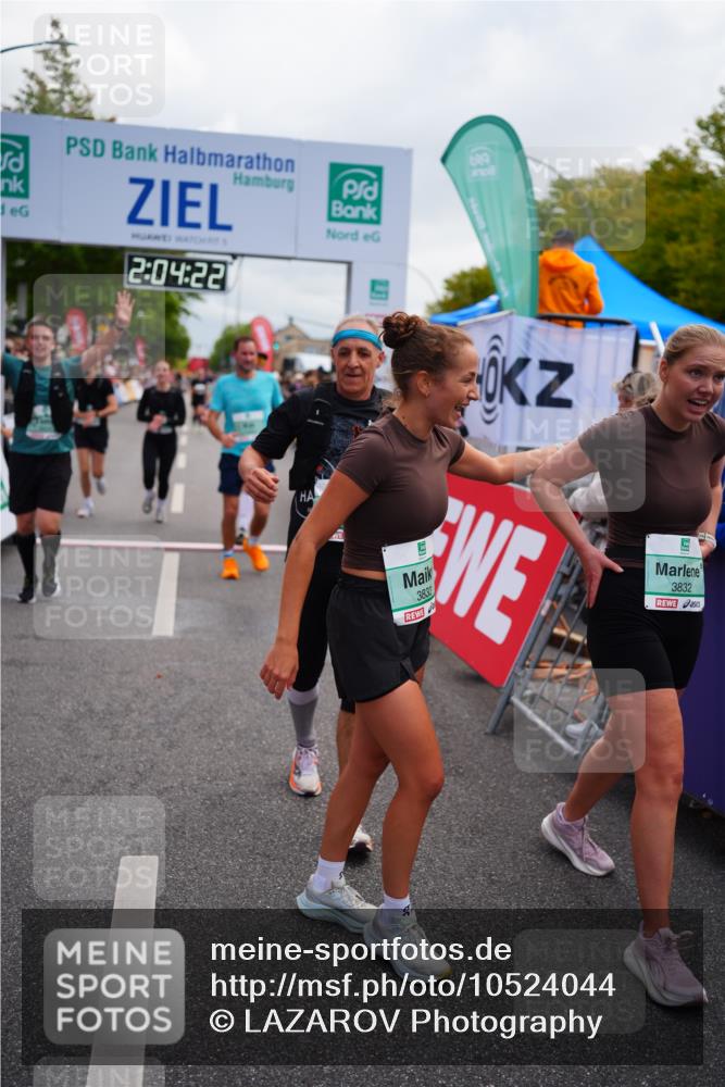 20.09.2026 - PSD Bank Halbmarathon LAZAROV Photography http://msf.ph/oto/10524044 20.09.2026 12:04:22 Ziel 1104, 1155, 1404, 1456, 1525, 1555, 2932, 3345, 3457, 3832, 3833, 3934 meine-sportfotos.de