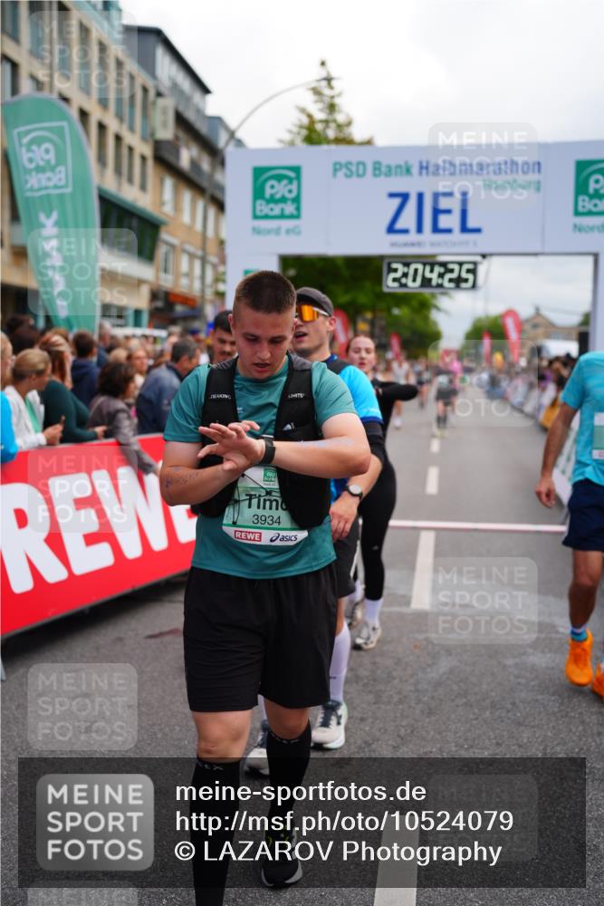 20.09.2026 - PSD Bank Halbmarathon LAZAROV Photography http://msf.ph/oto/10524079 20.09.2026 12:04:24 Ziel 1104, 1404, 1456, 1525, 1555, 1605, 2833, 2932, 3345, 3457, 3832, 3833, 3934, 4087 meine-sportfotos.de