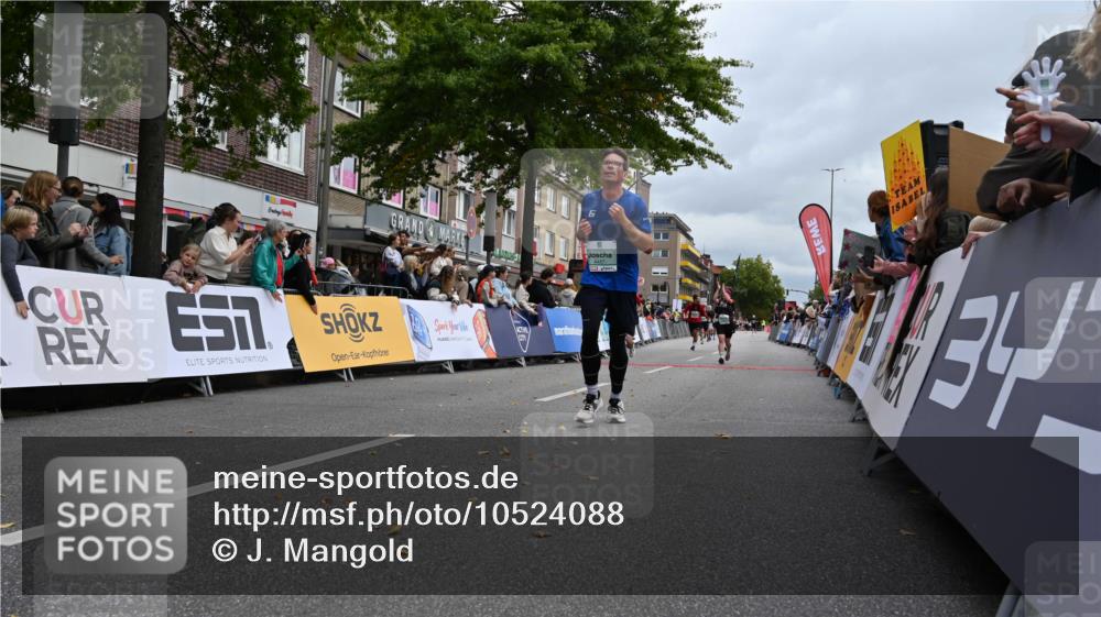 20.09.2026 - PSD Bank Halbmarathon J. Mangold http://msf.ph/oto/10524088 20.09.2026 12:02:51 Ziel 1716, 1750, 1908, 2019, 2061, 2222, 2508, 2514, 2699, 2716, 2832, 2999, 4354, 4487, 4735 meine-sportfotos.de