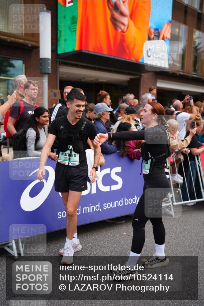 20.09.2026 - PSD Bank Halbmarathon LAZAROV Photography http://msf.ph/oto/10524114 20.09.2026 12:04:27 Ziel 1371, 1404, 1456, 1525, 1605, 2833, 2932, 3345, 3457, 3832, 3934, 4087 meine-sportfotos.de
