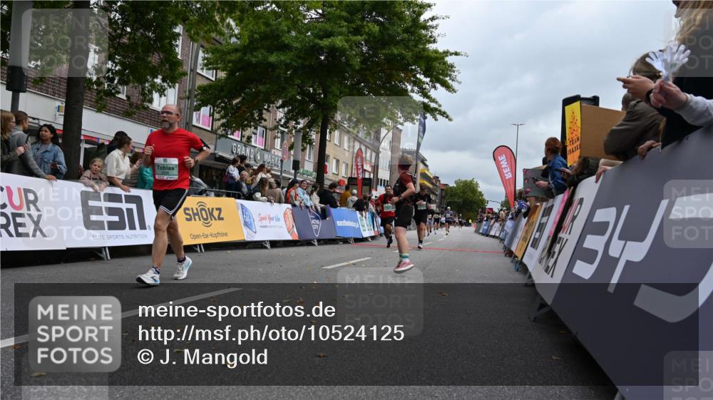 20.09.2026 - PSD Bank Halbmarathon J. Mangold http://msf.ph/oto/10524125 20.09.2026 12:02:55 Ziel 1239, 1727, 1750, 1908, 2508, 2699, 2716, 2913, 4210, 4487, 4735 meine-sportfotos.de