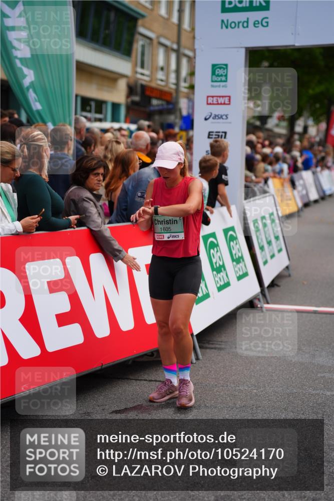 20.09.2026 - PSD Bank Halbmarathon LAZAROV Photography http://msf.ph/oto/10524170 20.09.2026 12:04:31 Ziel 1371, 1563, 1605, 1789, 2237, 2833, 3045, 3345, 4087, 4182, 4183 meine-sportfotos.de