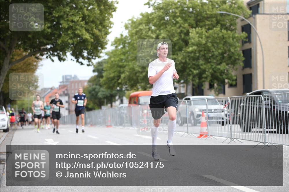 20.09.2026 - PSD Bank Halbmarathon Jannik Wohlers http://msf.ph/oto/10524175 20.09.2026 11:49:51 Laufen  meine-sportfotos.de