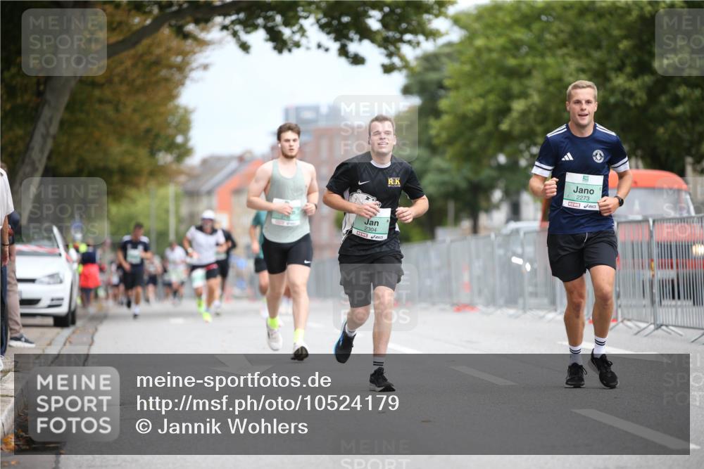 20.09.2026 - PSD Bank Halbmarathon Jannik Wohlers http://msf.ph/oto/10524179 20.09.2026 11:49:55 Laufen 2273, 2304 meine-sportfotos.de