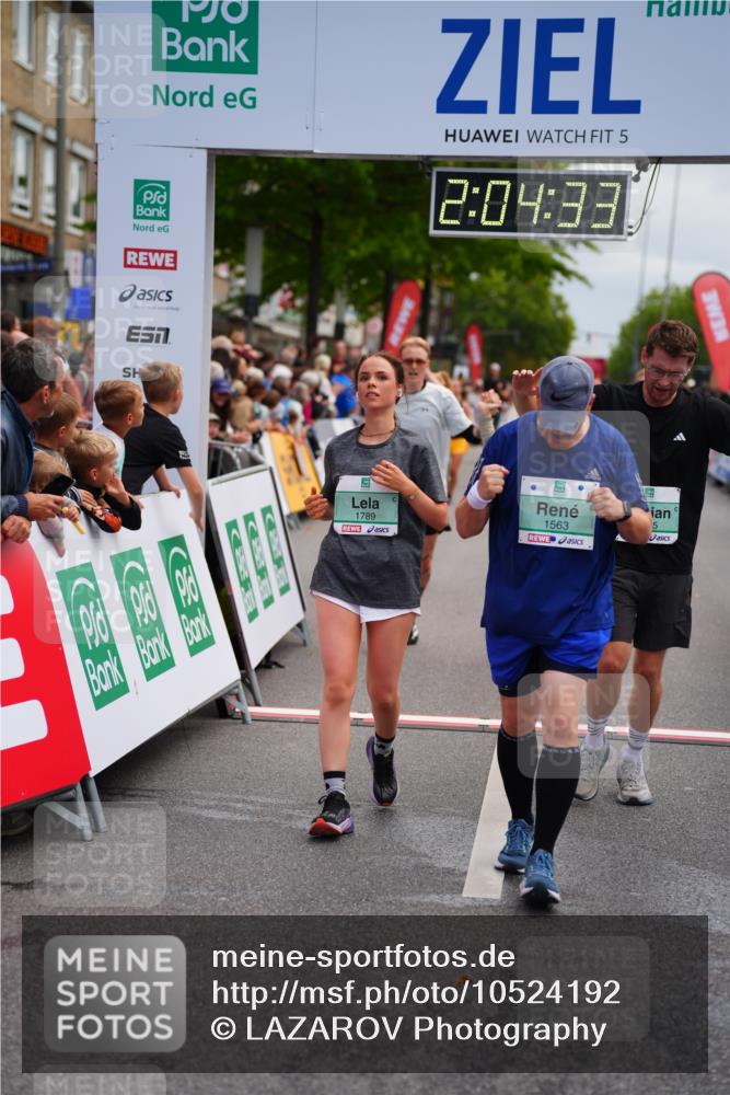 20.09.2026 - PSD Bank Halbmarathon LAZAROV Photography http://msf.ph/oto/10524192 20.09.2026 12:04:33 Ziel 1371, 1563, 1605, 1789, 2237, 2833, 3045, 3524, 4087, 4182, 4183, 4329 meine-sportfotos.de