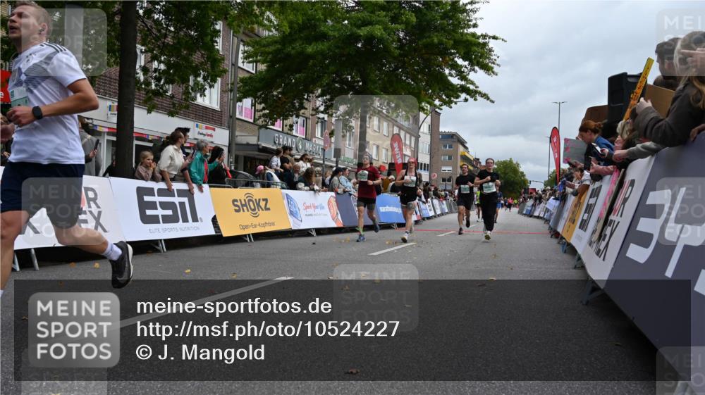 20.09.2026 - PSD Bank Halbmarathon J. Mangold http://msf.ph/oto/10524227 20.09.2026 12:03:22 Ziel 1658, 2254, 2390, 2578, 2743, 2756, 3053, 3246, 3320, 3461 meine-sportfotos.de