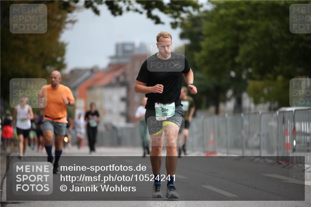 20.09.2026 - PSD Bank Halbmarathon Jannik Wohlers http://msf.ph/oto/10524241 20.09.2026 11:50:34 Laufen 1006 meine-sportfotos.de