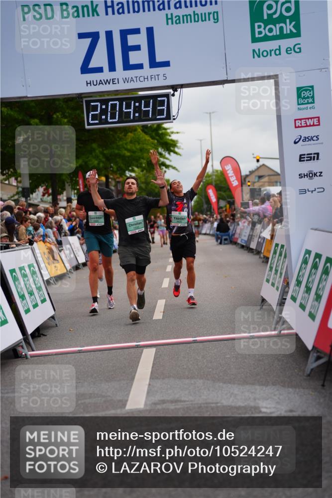 20.09.2026 - PSD Bank Halbmarathon LAZAROV Photography http://msf.ph/oto/10524247 20.09.2026 12:04:42 Ziel 1533, 1595, 1864, 2237, 3524, 4138, 4182, 4183, 4329, 4435 meine-sportfotos.de