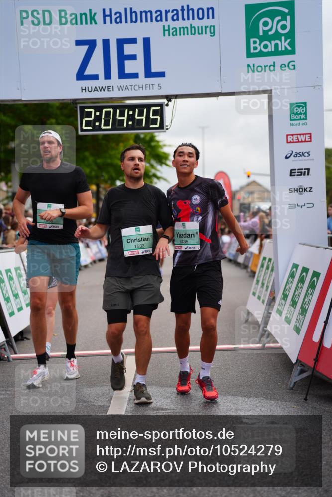 20.09.2026 - PSD Bank Halbmarathon LAZAROV Photography http://msf.ph/oto/10524279 20.09.2026 12:04:44 Ziel 1533, 1595, 1864, 3524, 4138, 4329, 4435 meine-sportfotos.de