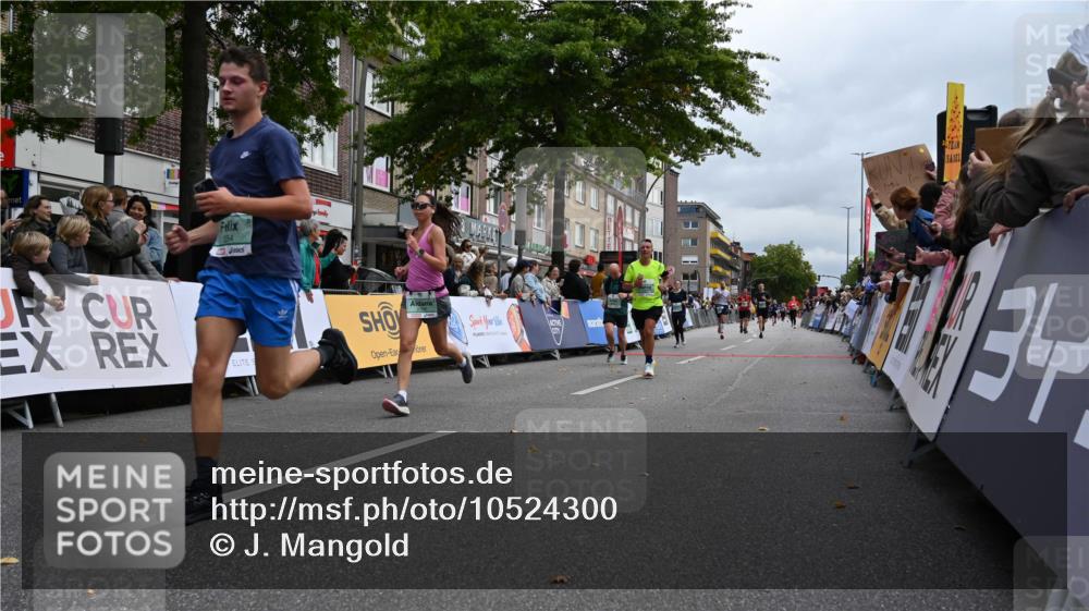 20.09.2026 - PSD Bank Halbmarathon J. Mangold http://msf.ph/oto/10524300 20.09.2026 12:03:27 Ziel 1978, 2049, 2254, 2390, 2578, 2756, 3053, 3246, 3320, 3461, 3879, 3931, 4040 meine-sportfotos.de