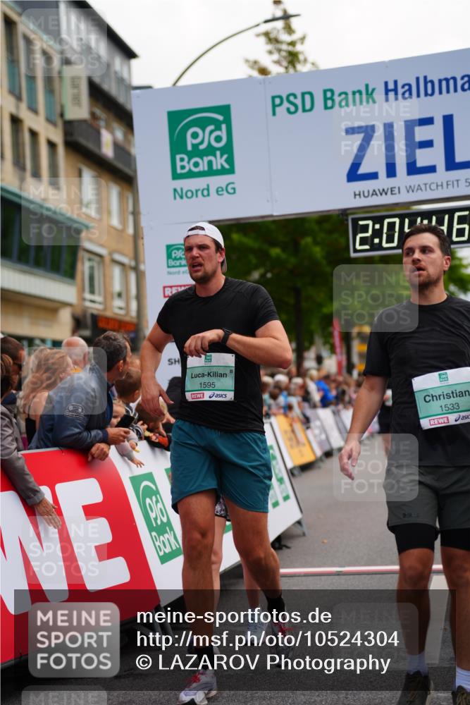 20.09.2026 - PSD Bank Halbmarathon LAZAROV Photography http://msf.ph/oto/10524304 20.09.2026 12:04:46 Ziel 1318, 1533, 1595, 1864, 3734, 4138, 4435 meine-sportfotos.de