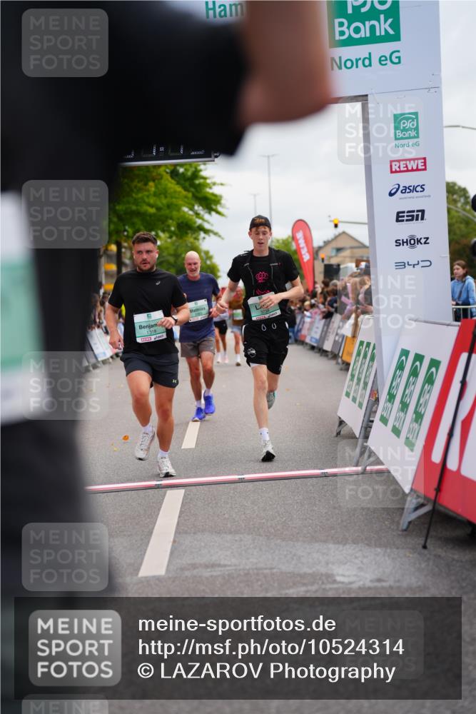 20.09.2026 - PSD Bank Halbmarathon LAZAROV Photography http://msf.ph/oto/10524314 20.09.2026 12:04:48 Ziel 1318, 1533, 1595, 3163, 3734, 4138, 4435 meine-sportfotos.de