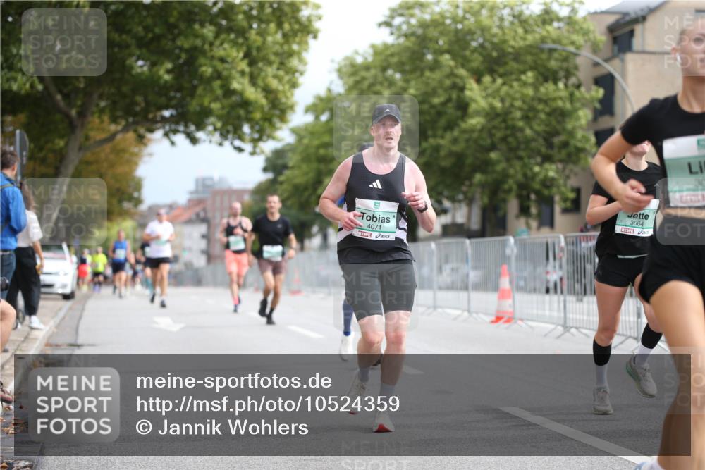 20.09.2026 - PSD Bank Halbmarathon Jannik Wohlers http://msf.ph/oto/10524359 20.09.2026 11:51:45 Laufen 4071, 30, 3664 meine-sportfotos.de