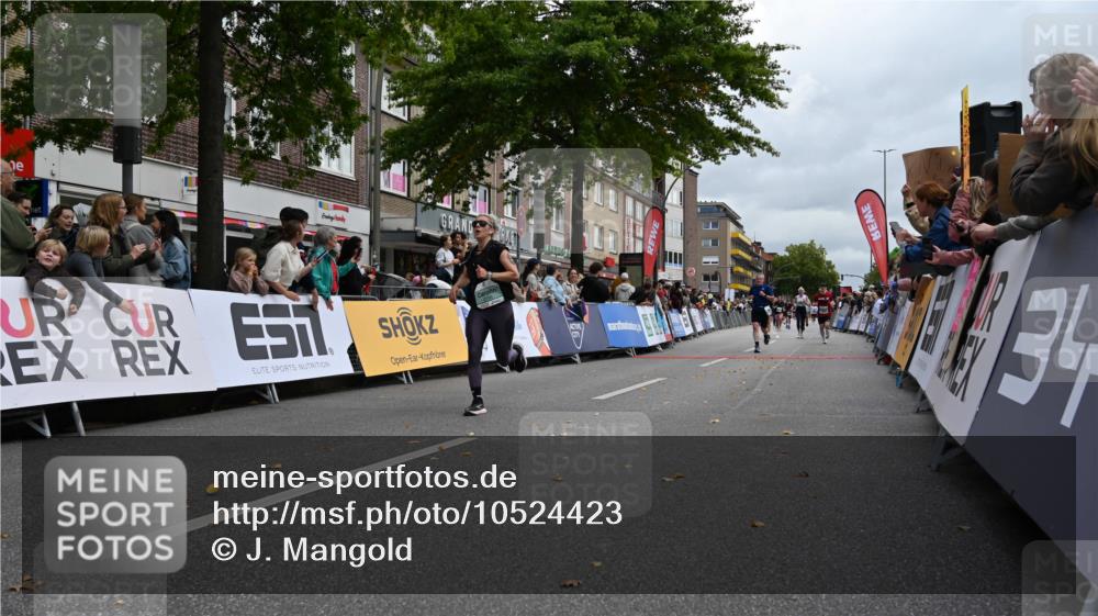 20.09.2026 - PSD Bank Halbmarathon J. Mangold http://msf.ph/oto/10524423 20.09.2026 12:03:40 Ziel 1299, 1405, 2049, 2195, 2362, 2461, 2648, 2660, 3795, 4040, 4135 meine-sportfotos.de