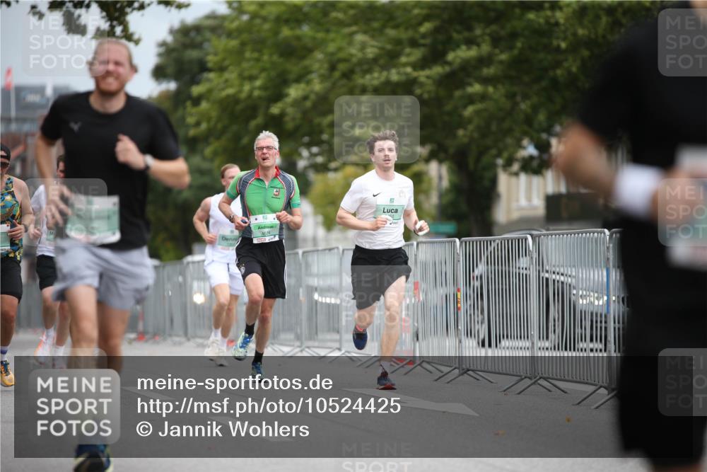 20.09.2026 - PSD Bank Halbmarathon Jannik Wohlers http://msf.ph/oto/10524425 20.09.2026 11:52:18 Laufen 4624 meine-sportfotos.de