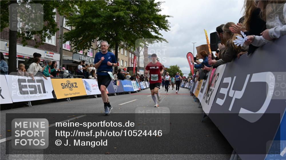20.09.2026 - PSD Bank Halbmarathon J. Mangold http://msf.ph/oto/10524446 20.09.2026 12:03:44 Ziel 1299, 1874, 2195, 2362, 2648, 2660, 3363, 3795, 4675, 4784 meine-sportfotos.de