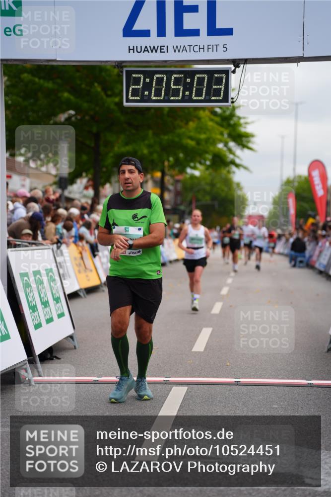 20.09.2026 - PSD Bank Halbmarathon LAZAROV Photography http://msf.ph/oto/10524451 20.09.2026 12:05:02 Ziel 1799, 3309, 3726, 3808, 4195, 4212, 4255 meine-sportfotos.de