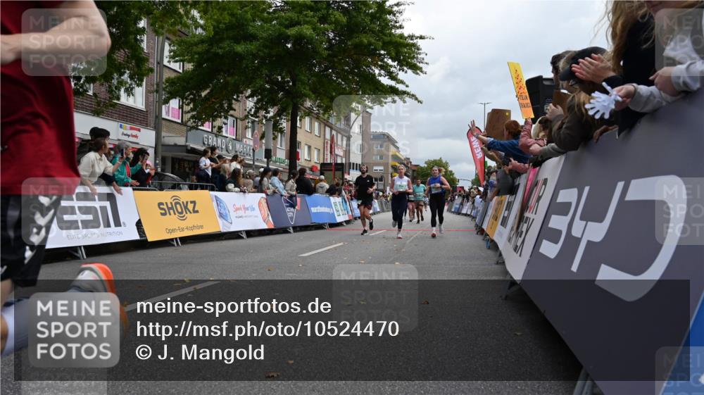 20.09.2026 - PSD Bank Halbmarathon J. Mangold http://msf.ph/oto/10524470 20.09.2026 12:03:46 Ziel 1299, 1874, 2195, 2362, 2648, 2660, 3363, 3795, 4675, 4784 meine-sportfotos.de