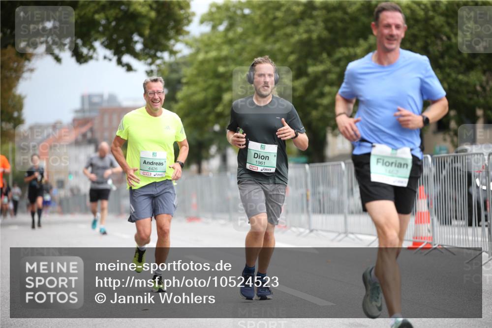 20.09.2026 - PSD Bank Halbmarathon Jannik Wohlers http://msf.ph/oto/10524523 20.09.2026 11:53:00 Laufen 4426, 1961 meine-sportfotos.de