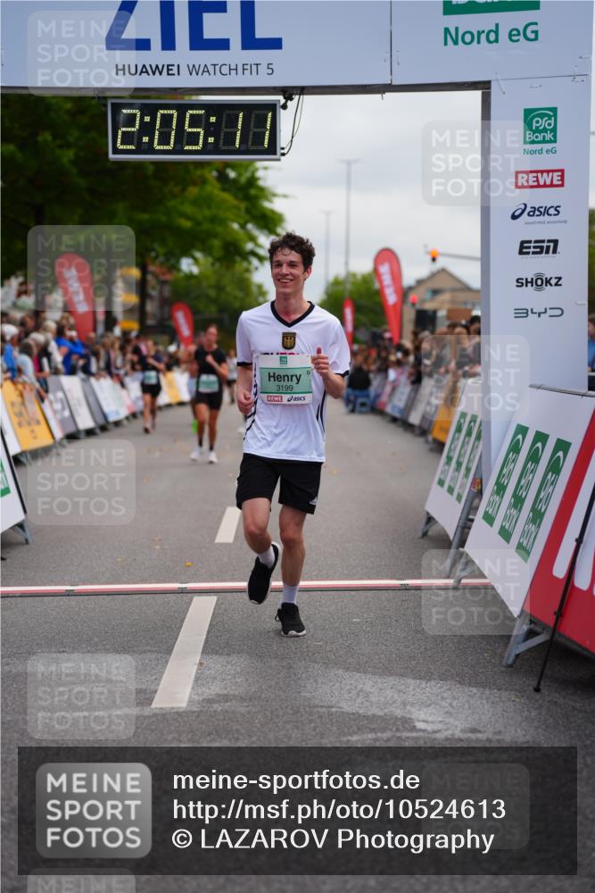 20.09.2026 - PSD Bank Halbmarathon LAZAROV Photography http://msf.ph/oto/10524613 20.09.2026 12:05:10 Ziel 2825, 2837, 3199, 3309, 3726, 4740 meine-sportfotos.de
