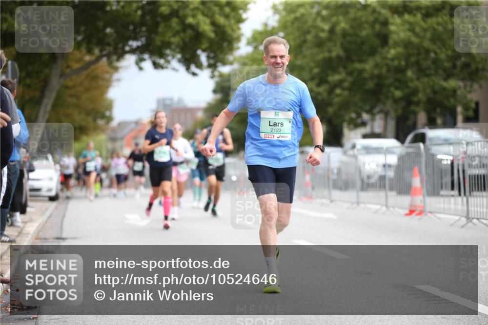 20.09.2026 - PSD Bank Halbmarathon Jannik Wohlers http://msf.ph/oto/10524646 20.09.2026 11:53:53 Laufen 2123 meine-sportfotos.de