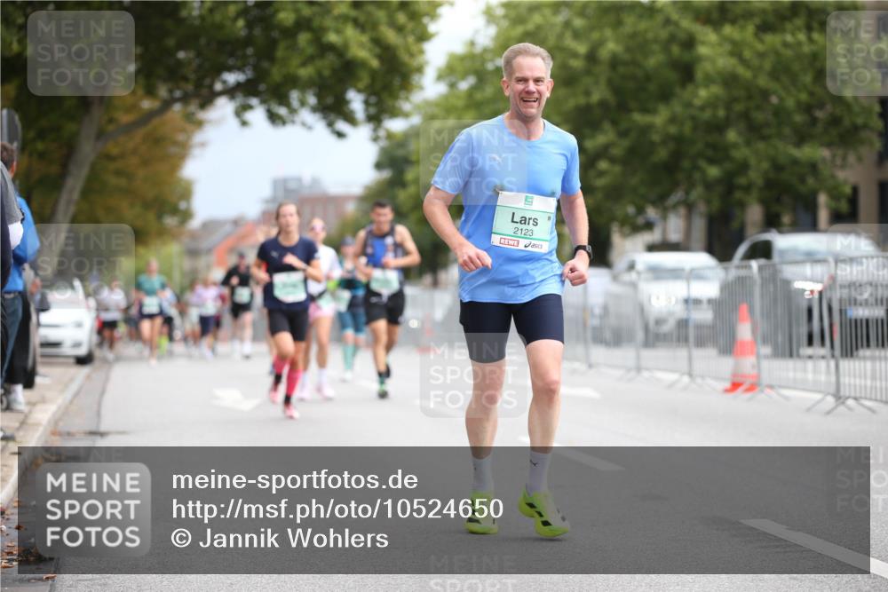 20.09.2026 - PSD Bank Halbmarathon Jannik Wohlers http://msf.ph/oto/10524650 20.09.2026 11:53:54 Laufen 2123 meine-sportfotos.de