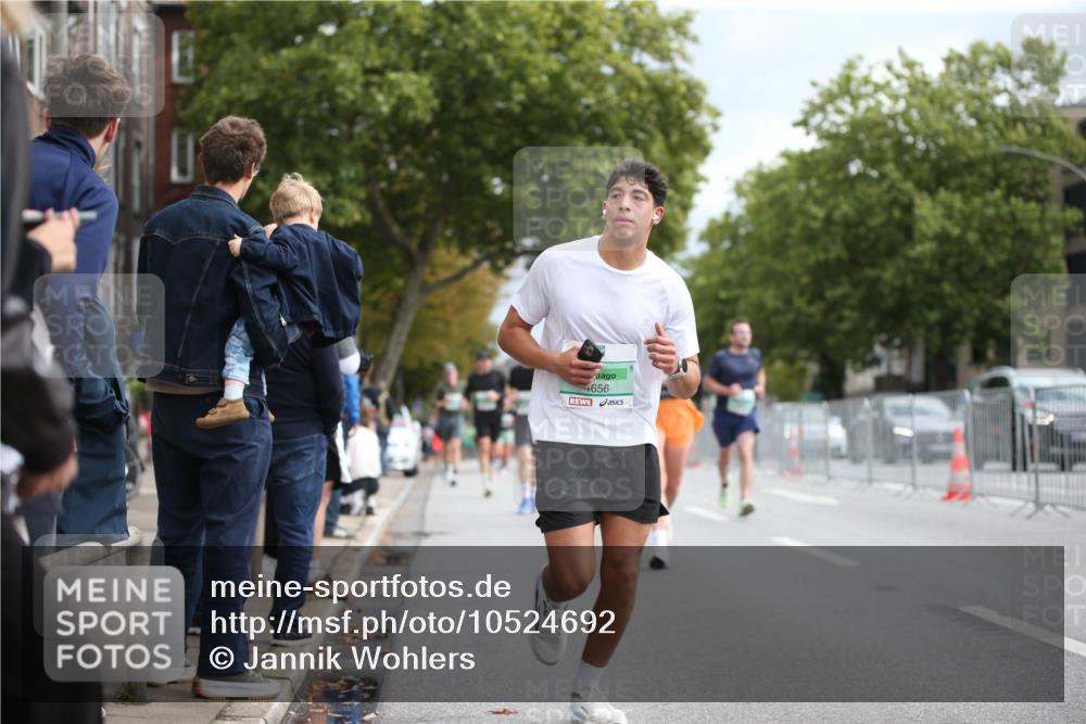 20.09.2026 - PSD Bank Halbmarathon Jannik Wohlers http://msf.ph/oto/10524692 20.09.2026 11:54:12 Laufen 656 meine-sportfotos.de