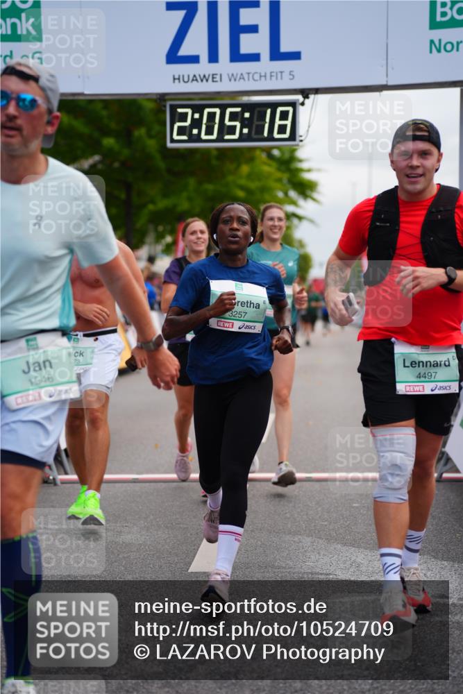 20.09.2026 - PSD Bank Halbmarathon LAZAROV Photography http://msf.ph/oto/10524709 20.09.2026 12:05:18 Ziel 1546, 2825, 2837, 3199, 3257, 3627, 3773, 4273, 4497, 4615 meine-sportfotos.de